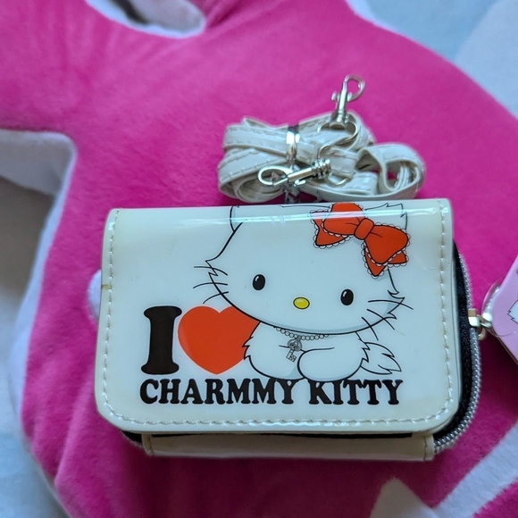 Hello Kitty Handbags - Hello Kitty Charmmy Kitty Wallet White